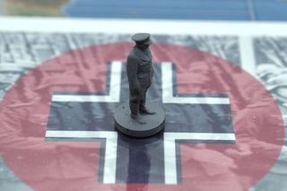 1/72 3D Printed Kriegsmarine Commander Miniature (x1) | WWII German Naval Officer - Combat Miniatures