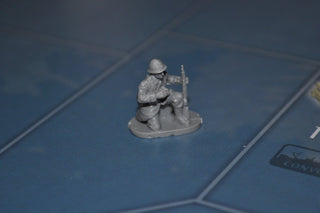 1/72 Caesar World War 2 French Army Soldier - Combat Miniatures