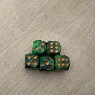 5pcs/set Two Colors Dice Puzzle Board Game Accessory 6 Sided Point Dice Funny Game 16mm - Combat Miniatures