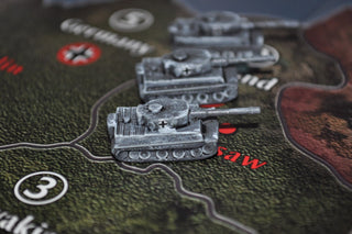 1/285 Custom Painted German Tiger I Tank (x3) - Combat Miniatures