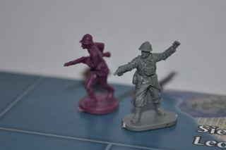 1/72 Caesar World War 2 French Army Commander - Combat Miniatures