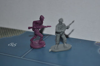 1/72 Caesar World War 2 French Army Soldier - Combat Miniatures