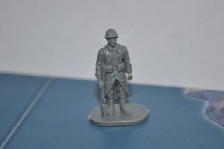 1/72 Caesar World War 2 French Army Soldier - Combat Miniatures