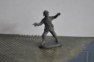 1/72 Caesar World War 2 Italian Commander - Combat Miniatures