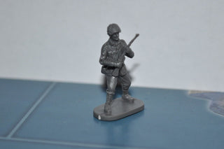 1/72 Caesar World War 2 Italian Soldier - Combat Miniatures