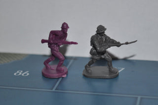 1/72 Caesar World War 2 Italian Soldier - Combat Miniatures