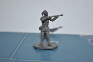 1/72 Caesar World War 2 Italian Soldier - Combat Miniatures