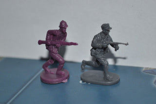 1/72 Caesar WWII German Afrika Korp Soldier - Combat Miniatures