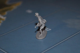 1/72 Caesar WWII German Afrika Korp Soldier - Combat Miniatures