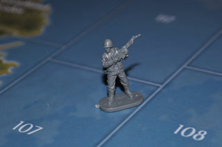 1/72 Caesar WWII US Army Soldier - Combat Miniatures