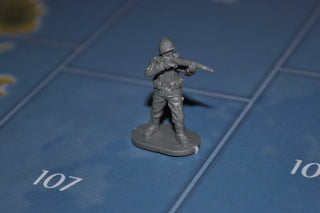 1/72 Caesar WWII US Army Soldier - Combat Miniatures
