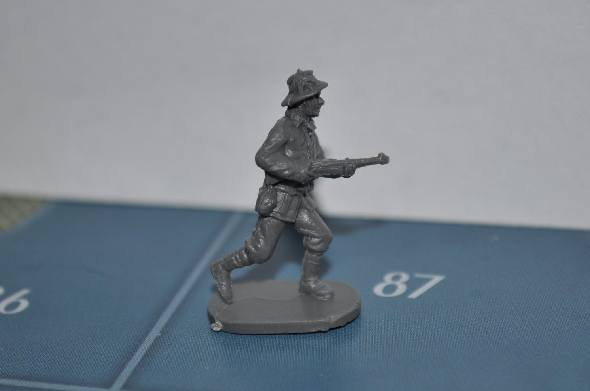 1/72 Caesar World War 2 Italian Soldier