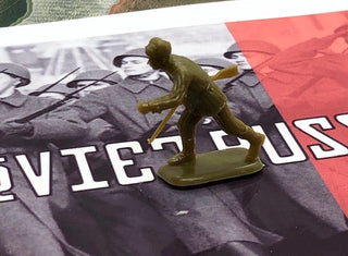 Pegasus 1/72 WWII Russian Infantry - Combat Miniatures